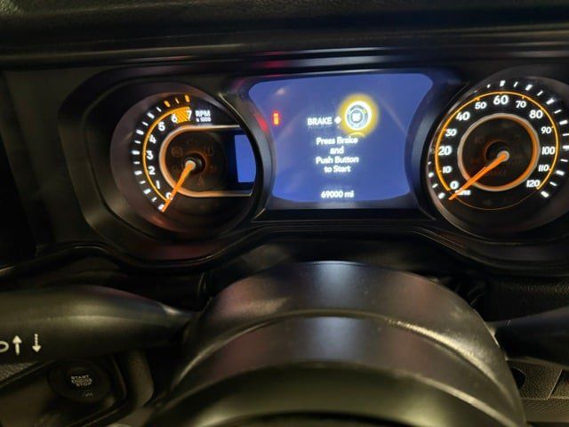 Used 2025 Jeep Wrangler Unlimited Sport w/ Convenience Group AWD/4WD image 28