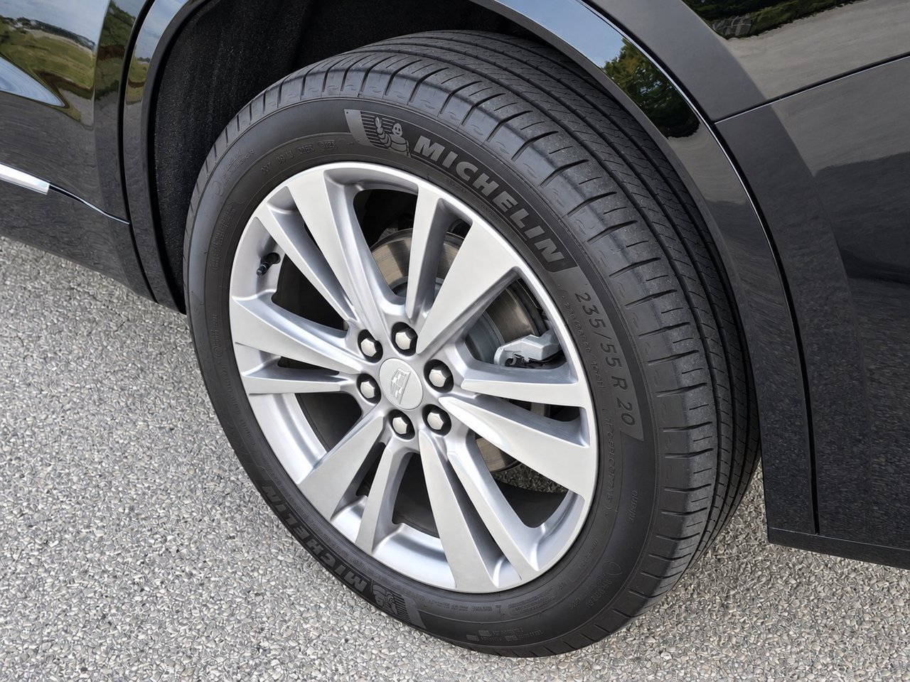 Certified 2024 Cadillac XT6 Premium Luxury FWD image 12