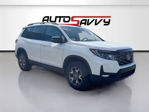 Used 2023 Honda Passport TrailSport image 1