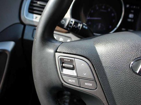 Used 2017 Hyundai Santa Fe Sport AWD/4WD image 17