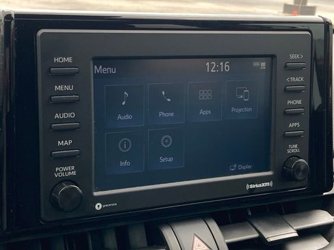 Certified 2021 Toyota RAV4 XLE w/ Convenience Package FWD image 20