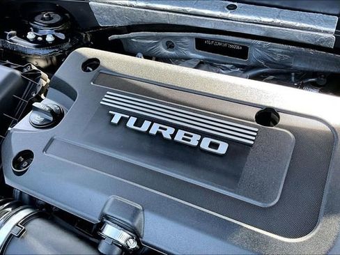 Used 2019 Cadillac XT4 Premium Luxury image 31