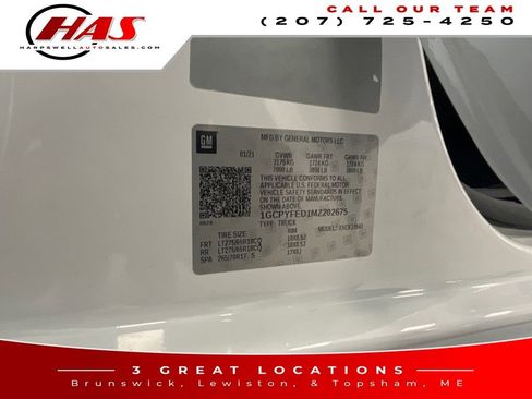 Used 2021 Chevrolet Silverado 1500 LT Trail Boss w/ Convenience Package II image 17