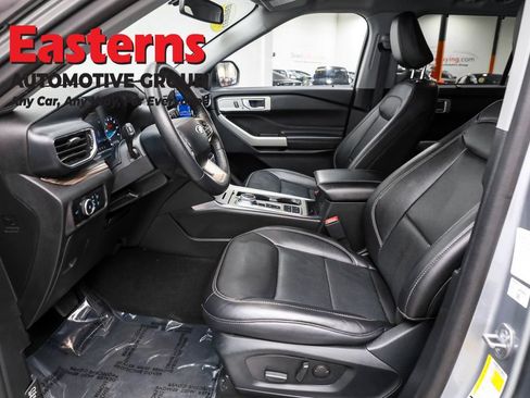 Used 2024 Ford Explorer Limited image 14