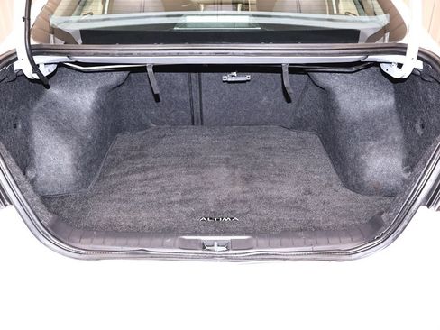 Used 2015 Nissan Altima 2.5 S w/ Power Driver Seat Package FWD image 28
