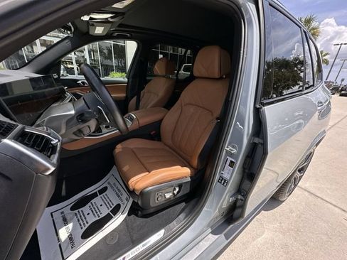 Used 2026 BMW X5 M60i AWD/4WD image 19