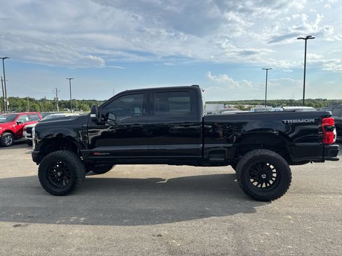 Certified 2024 Ford F350 Lariat w/ Lariat Ultimate Package AWD/4WD image 8