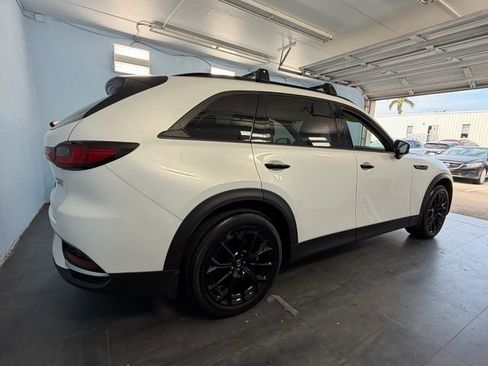 Certified 2025 MAZDA CX-70 3.3 Turbo w/ Premium Package AWD/4WD image 13