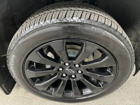 Used 2022 Chevrolet Silverado 1500 High Country image 22