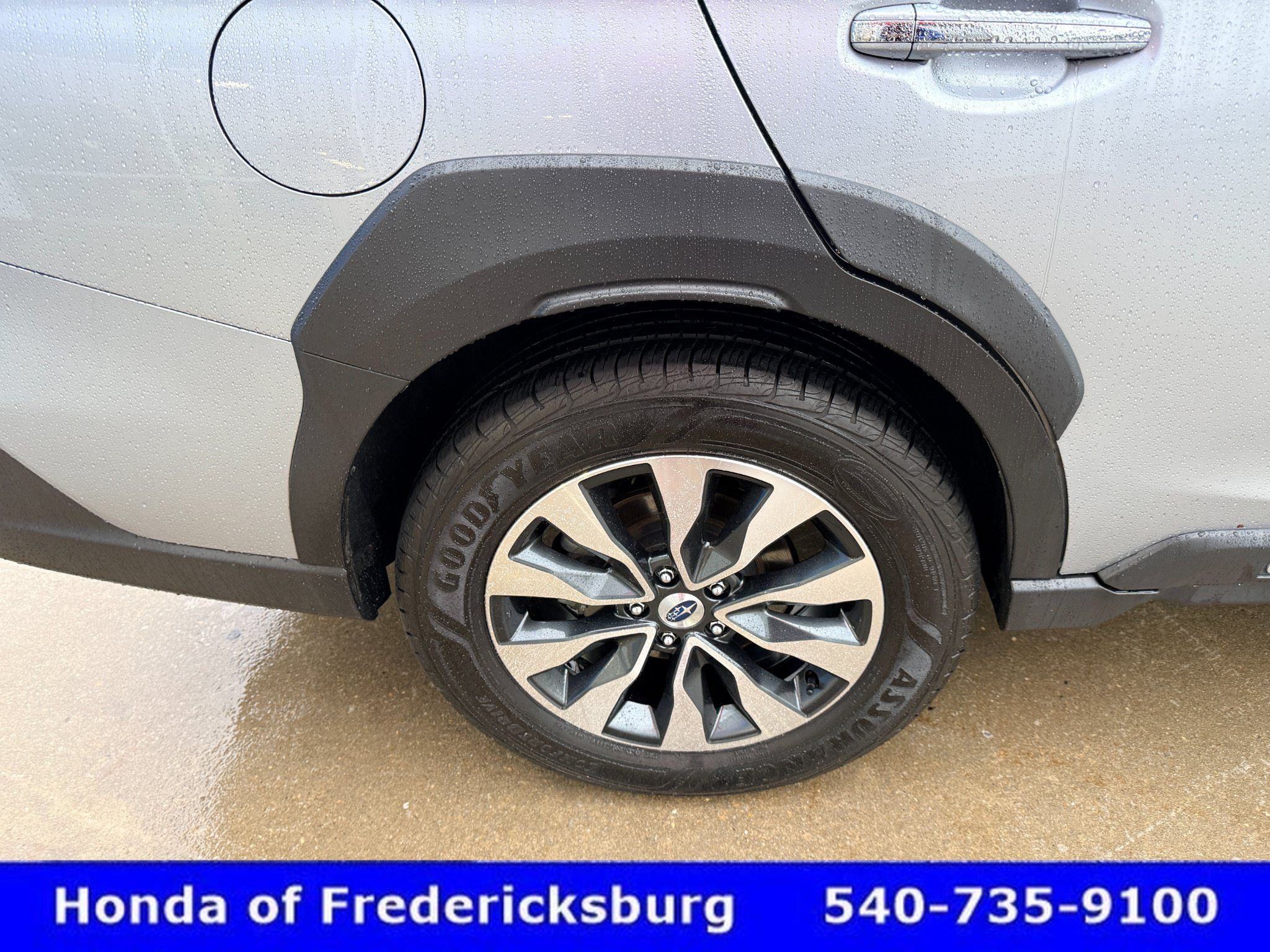 Used 2024 Subaru Outback Touring AWD/4WD image 12