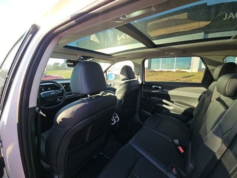 New 2026 Kia Sorento S w/ S Panoramic Sunroof Package image 24