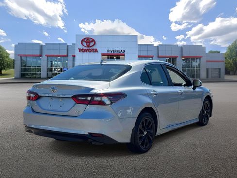 Certified 2021 Toyota Camry LE AWD/4WD image 7