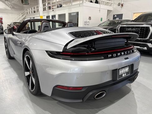 Used 2026 Porsche 911 Carrera RWD image 12