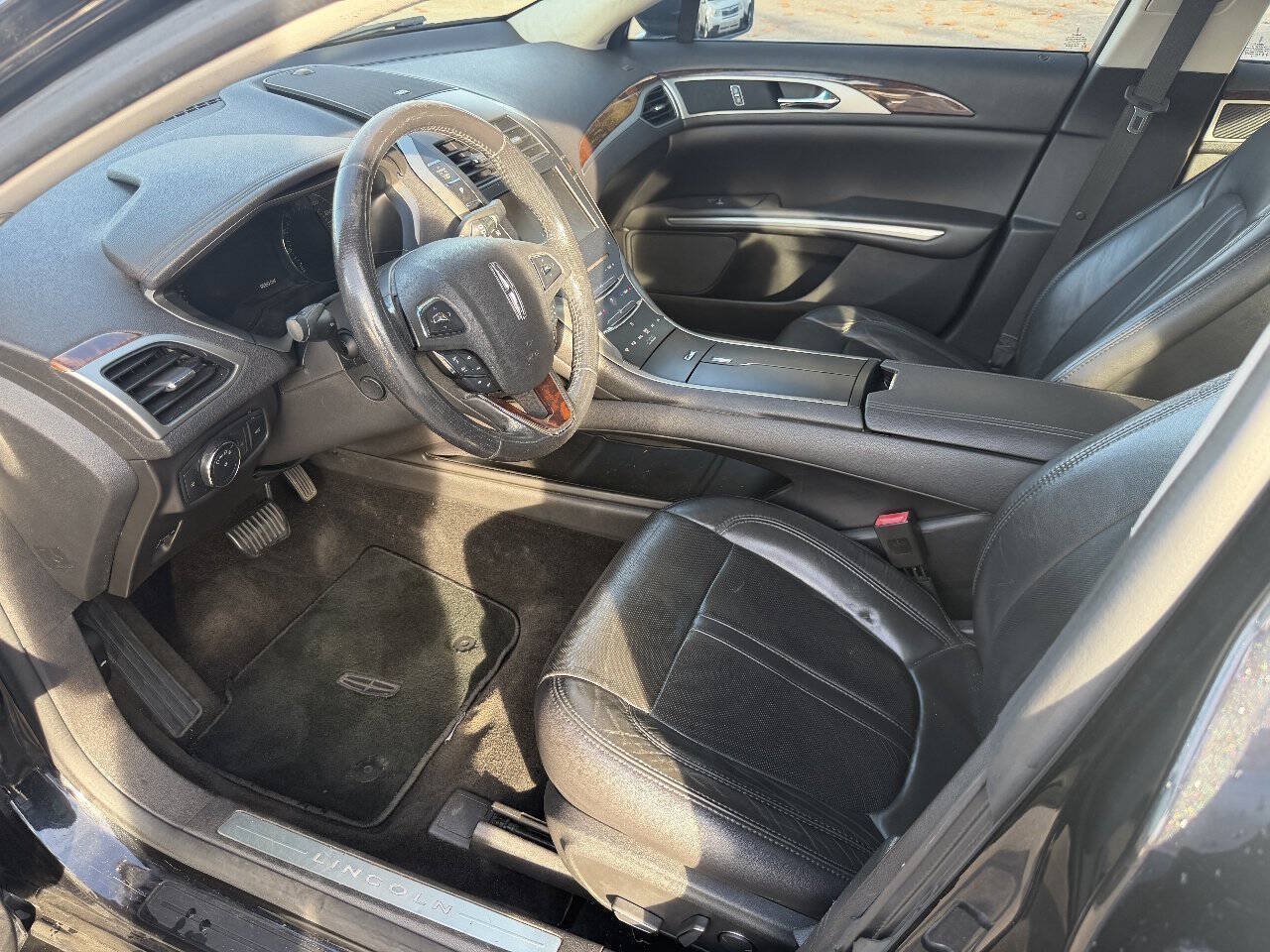 Used 2014 Lincoln MKZ AWD image 8