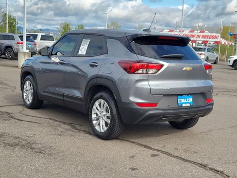 Used 2021 Chevrolet TrailBlazer LS FWD image 12