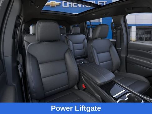 New 2026 Chevrolet Traverse LT w/ Sun and Wheel Package FWD image 17
