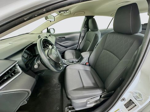 Used 2024 Toyota Corolla LE image 13