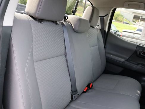 Used 2023 Toyota Tacoma SR AWD/4WD image 12