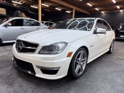 Used 2013 Mercedes-Benz C 63 AMG Sedan w/ AMG Development Pkg image 4