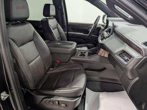 Used 2023 Chevrolet Suburban High Country w/ Premium Package 2 image 23