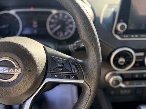 Used 2024 Nissan Sentra SV image 15