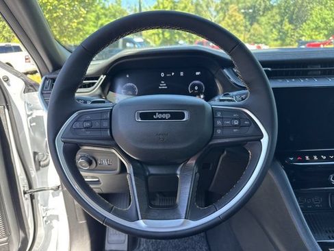 New 2026 Jeep Grand Cherokee Limited AWD/4WD image 24