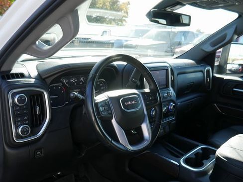 Used 2023 GMC Sierra 3500 SLT w/ SLT Premium Package image 17