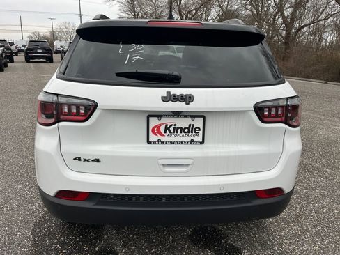 New 2026 Jeep Compass Limited AWD/4WD image 25