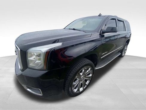 Used 2015 GMC Yukon Denali w/ Open Road Package AWD/4WD image 2