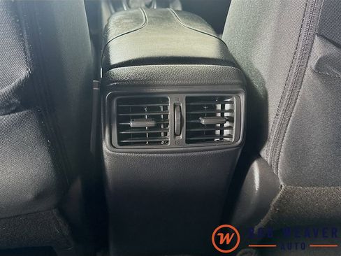 Used 2018 Nissan Rogue SV AWD/4WD image 31
