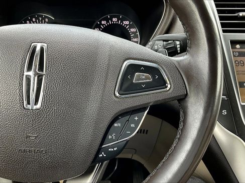Used 2018 Lincoln MKC Reserve w/ Lincoln MKC Climate Package AWD/4WD image 21