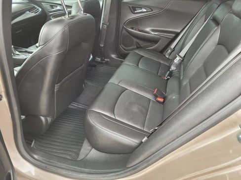 Used 2023 Chevrolet Malibu LT FWD image 3