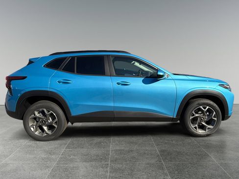 New 2026 Chevrolet Trax LT w/ Driver Confidence Package image 6