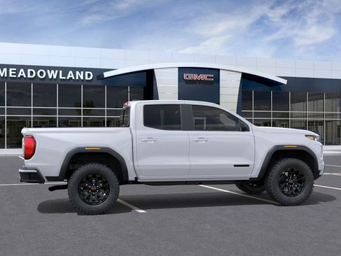 New 2026 GMC Canyon Elevation w/ Convenience Package image 5