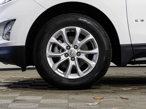 Used 2021 Chevrolet Equinox LS w/ LS Convenience Package image 44