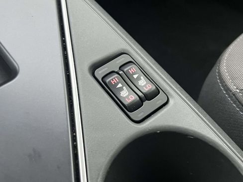 Certified 2025 Subaru Crosstrek 2.0i Premium image 12