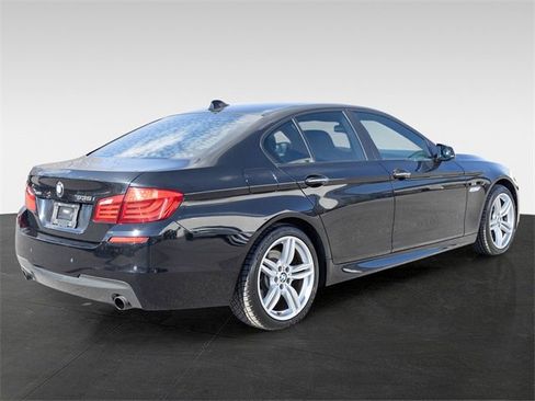 Used 2013 BMW 535i xDrive Sedan image 9