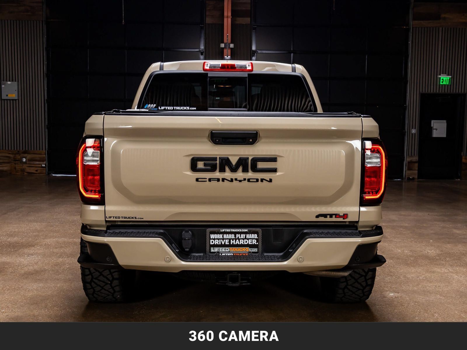 Used 2023 GMC Canyon AT4 w/ Technology Package AWD/4WD image 8