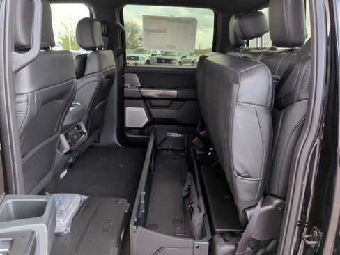 New 2026 Ford F450 Platinum w/ FX4 Off-Road Package image 41