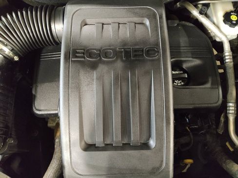 Used 2017 Chevrolet Equinox LT w/ Convenience Package image 30