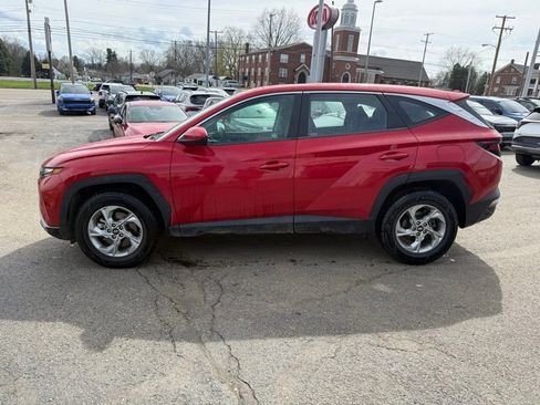 Used 2022 Hyundai Tucson SE image 4