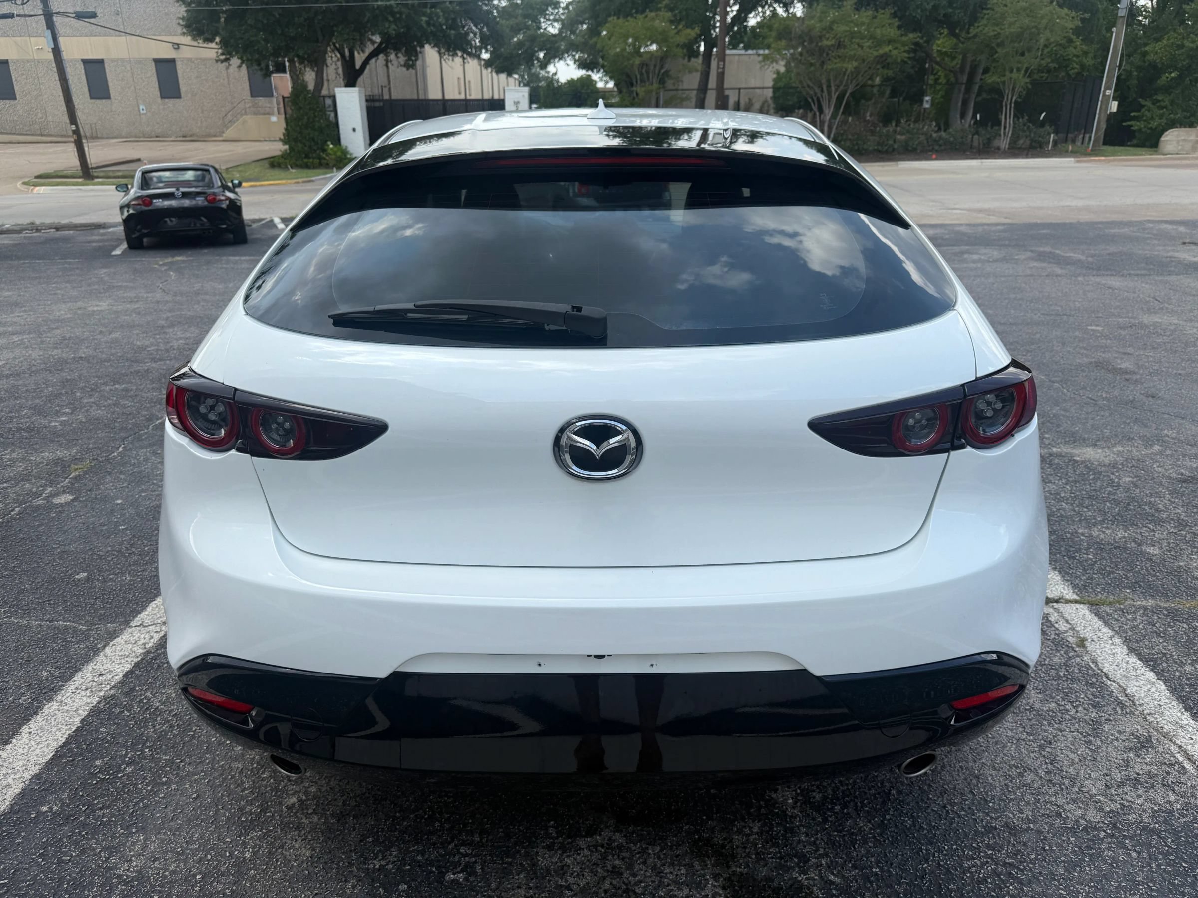 Used 2022 MAZDA MAZDA3 s AWD/4WD image 4