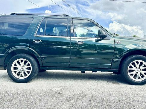 Used 2016 Ford Expedition Limited image 4