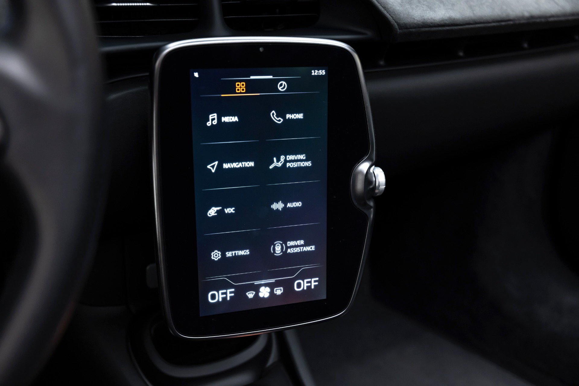 Used 2025 McLaren Artura Spider RWD image 51