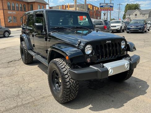 Used 2014 Jeep Wrangler Unlimited Sahara w/ Katzin Premium Leather Group AWD/4WD image 2
