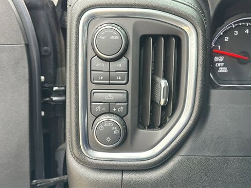 Used 2020 Chevrolet Silverado 1500 LT w/ All-Star Edition image 16