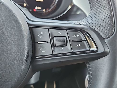 Used 2024 Alfa Romeo Tonale Veloce image 25