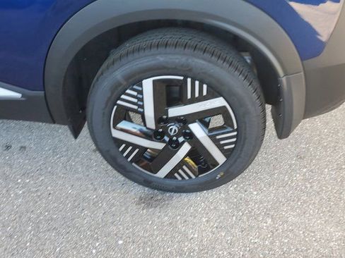 New 2026 Nissan Kicks SV image 3