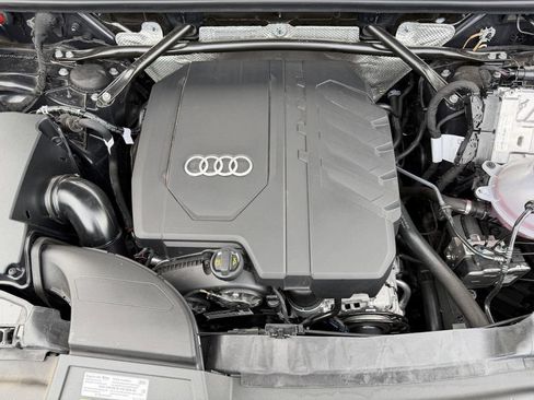 Used 2025 Audi Q5 2.0T Premium AWD/4WD image 30