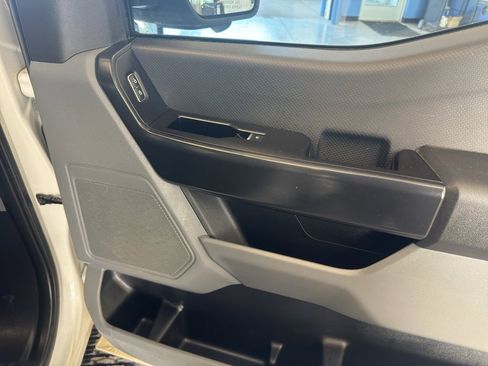 Used 2022 Ford F150 XL w/ Trailer Tow Package image 15